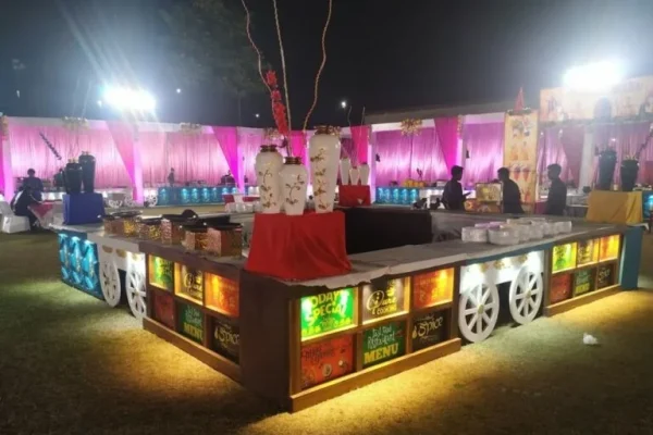 Royal-Caterers-And-Planner-768x576